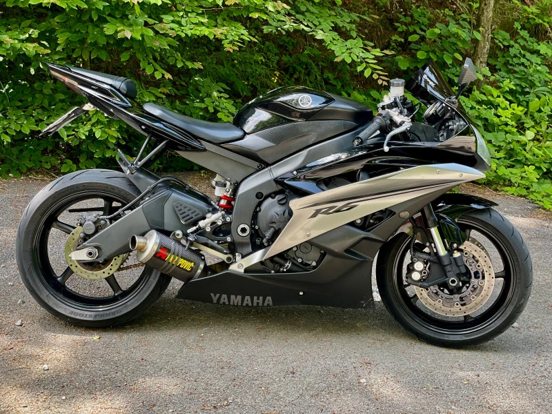 Yamaha YZF-R6 Yamaha YZF-R6 AKRAPOVIC, снимка 1 - Мотоциклети и мототехника - 47259511