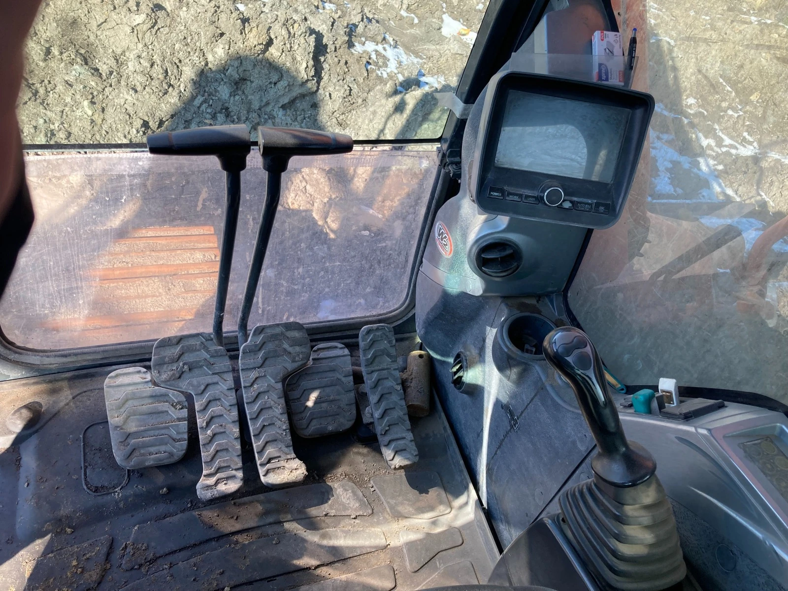  Hyundai 380-LC9 | Mobile.bg   11