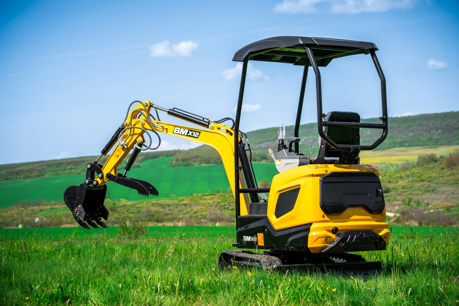 Багер Друга марка  BM X12, снимка 3 - Индустриална техника - 54311855