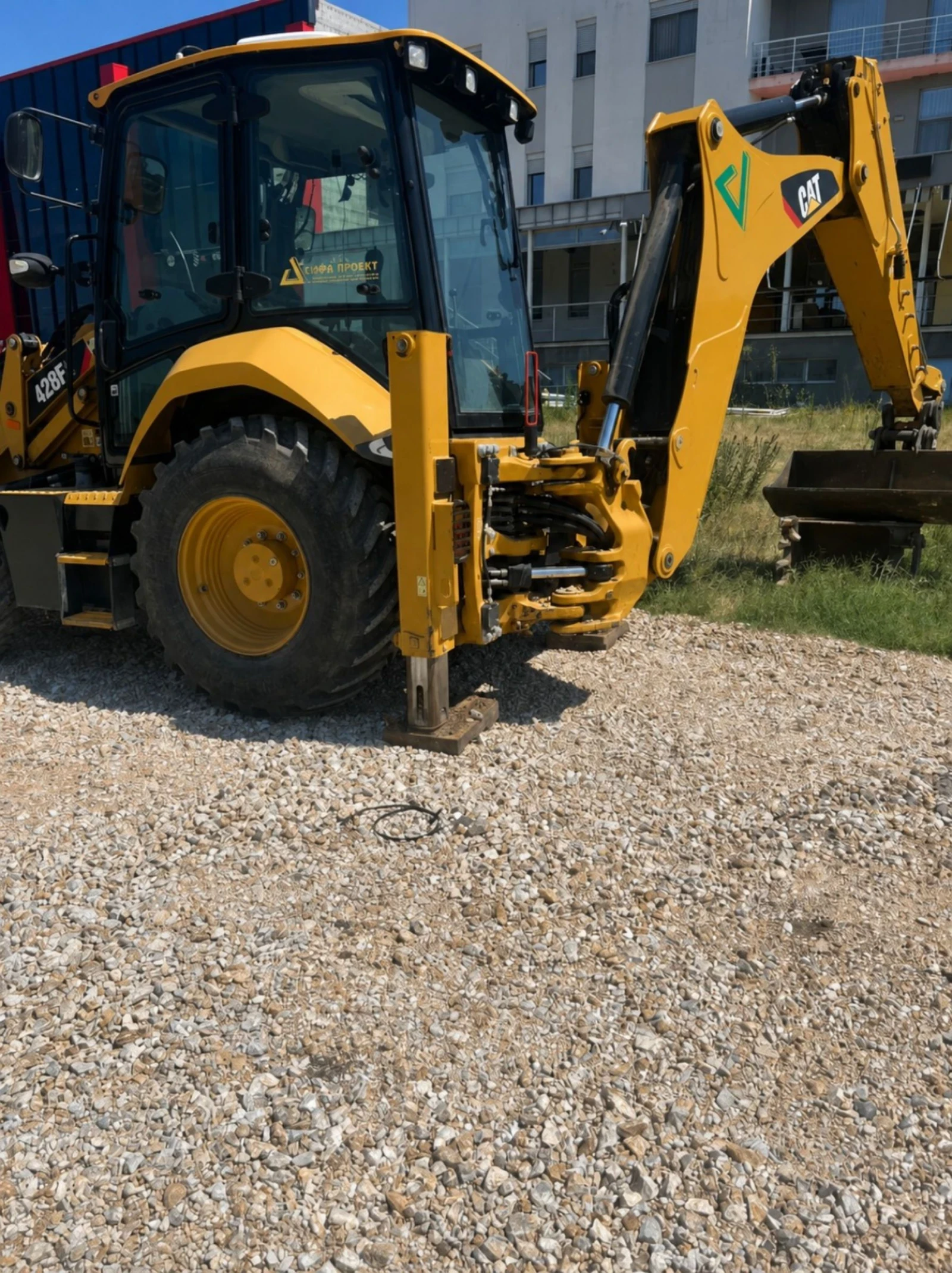 ����� Cat 428F | Mobile.bg � ����������� 6