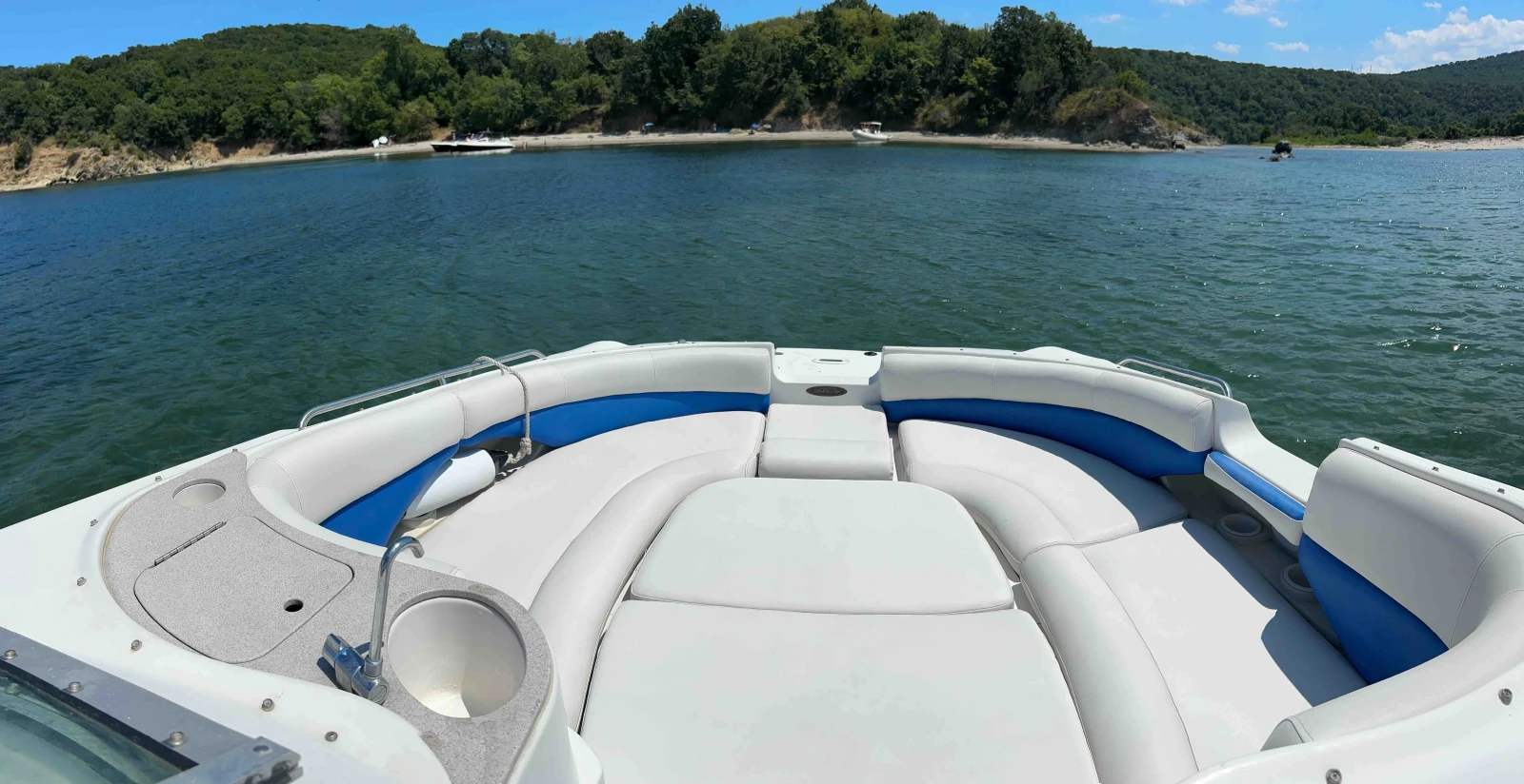 Моторна яхта Four Winns Funship 234 - изображение 6