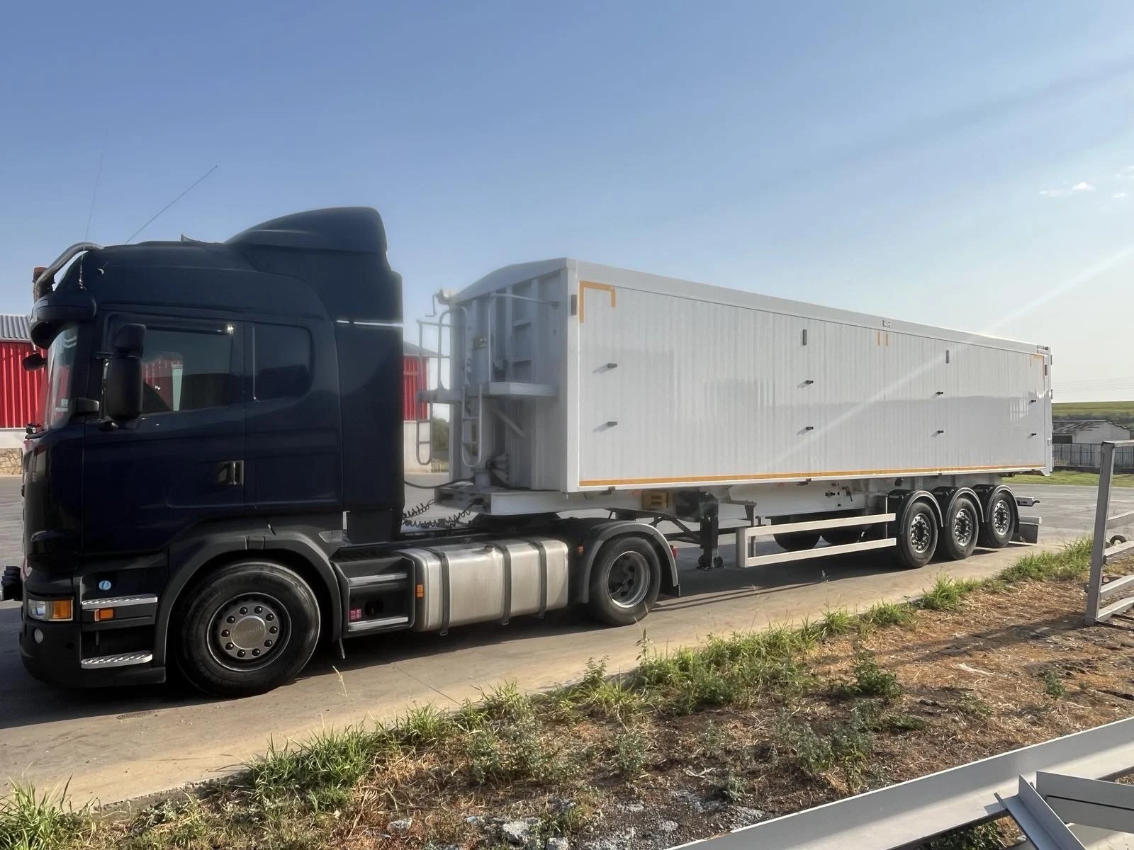  JANMIL | Mobile.bg   1