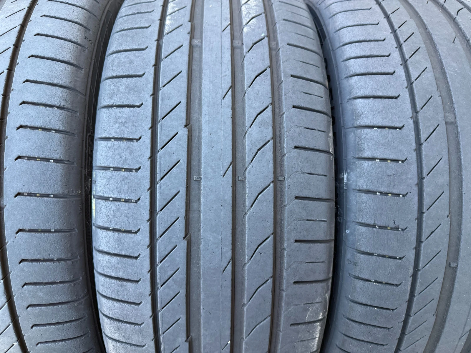 Гуми Летни 245/45R19, снимка 5 - Гуми и джанти - 53833331