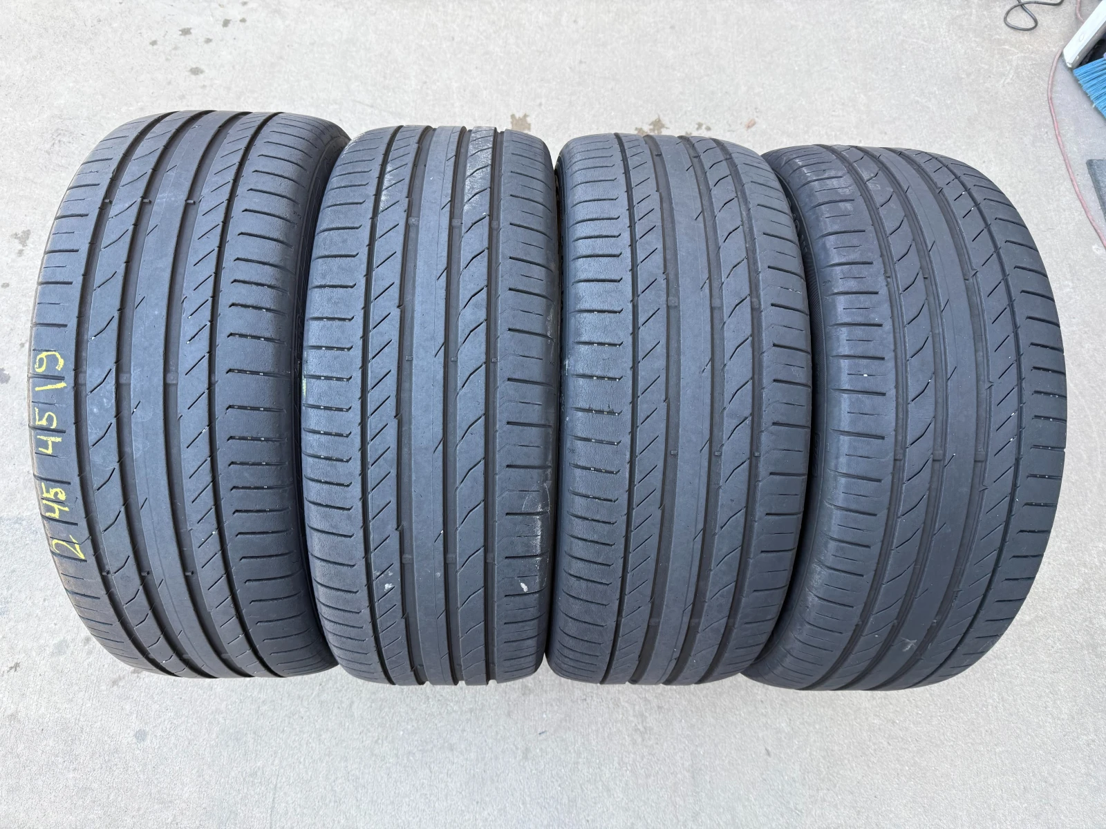 Гуми Летни 245/45R19