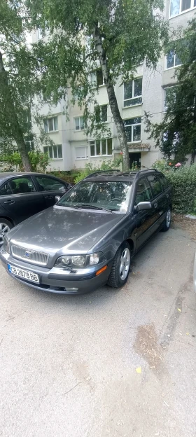     Volvo V40 2.0T gas