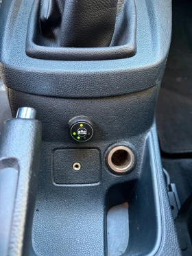 Ford Fiesta 1.25 газ, снимка 10