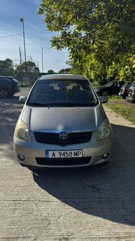 ������ Toyota Corolla verso