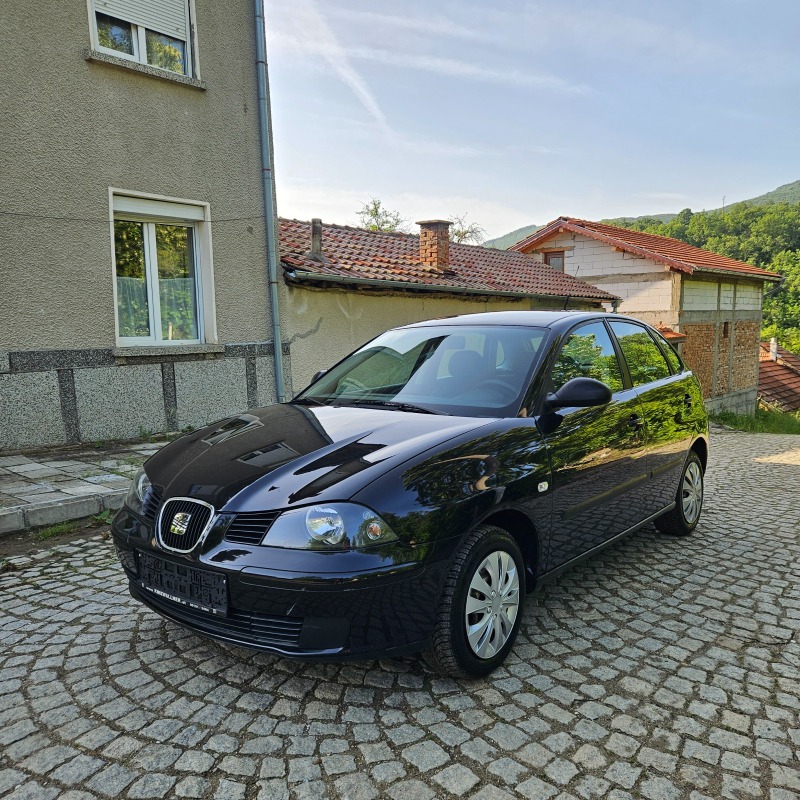 Seat Ibiza, снимка 1 - Автомобили и джипове - 46434666