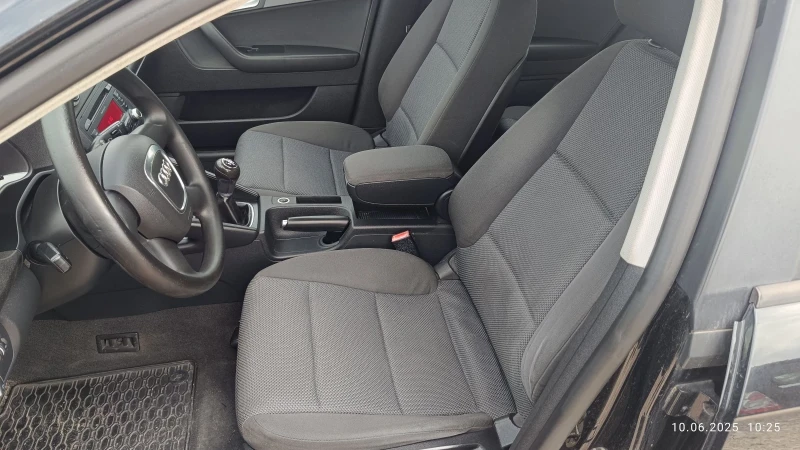 Audi A3 1.6i.102к.с.2010г., снимка 13 - Автомобили и джипове - 50878854
