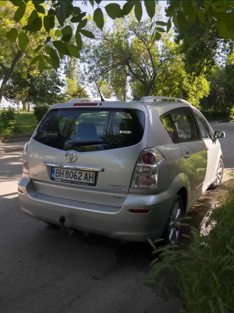 Toyota Corolla verso, снимка 4 - Автомобили и джипове - 52267875