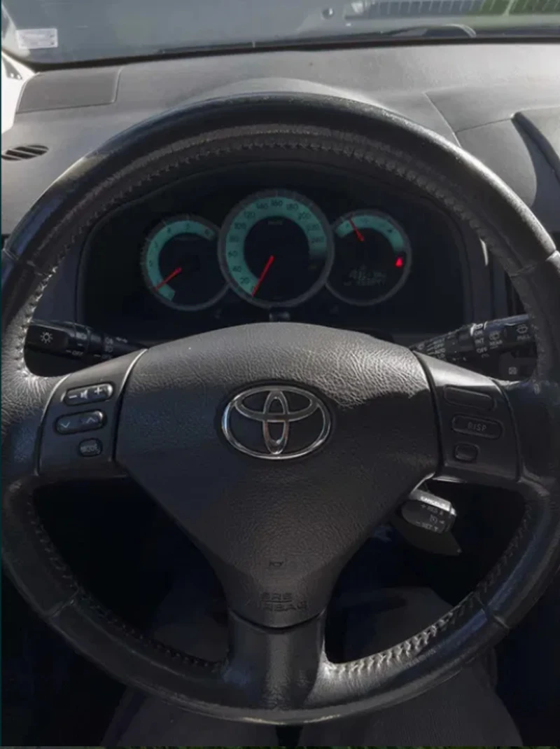 Toyota Corolla verso, снимка 11 - Автомобили и джипове - 52267875