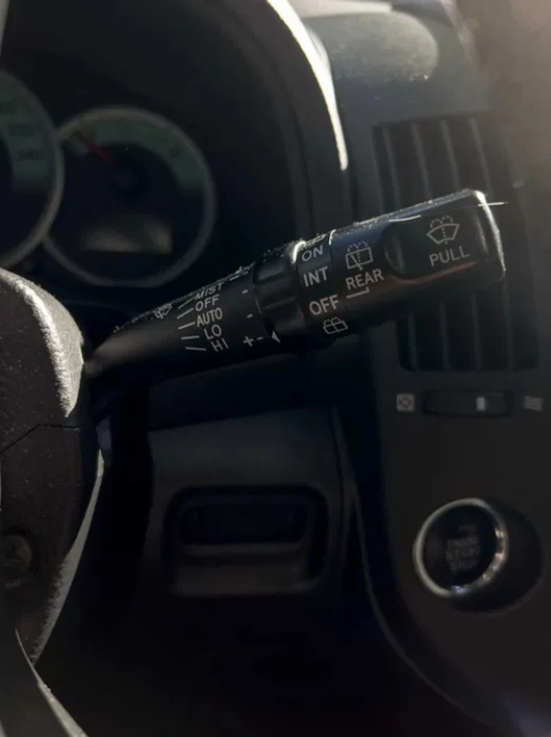 Toyota Corolla verso, снимка 10 - Автомобили и джипове - 52267875