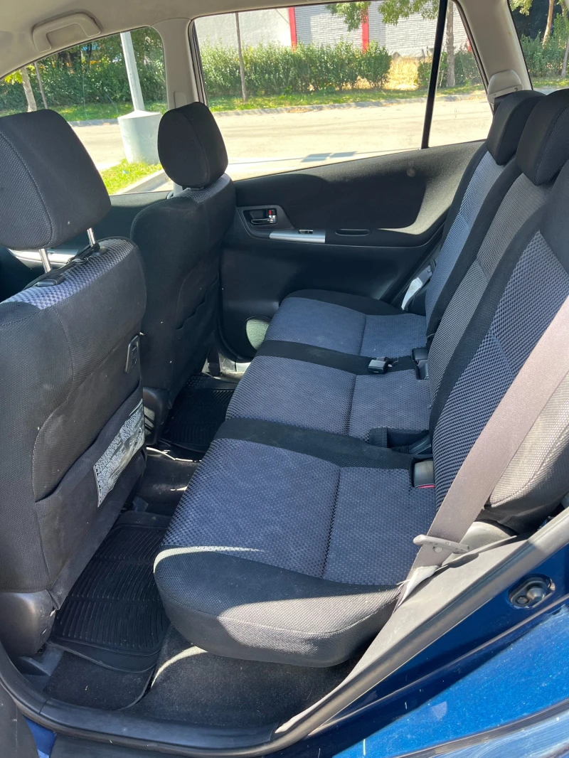 Toyota Corolla verso 1.6, снимка 5 - Автомобили и джипове - 52451250