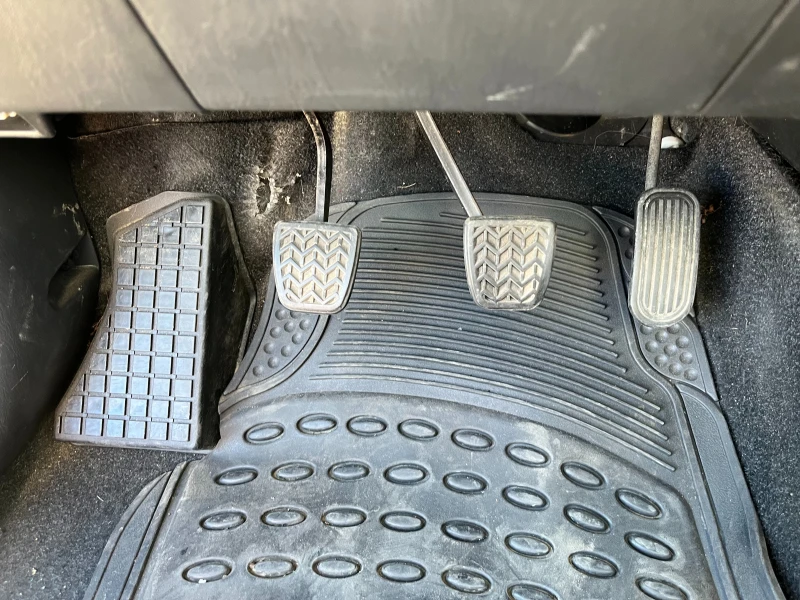 Toyota Corolla verso 1.6, снимка 12 - Автомобили и джипове - 52451250