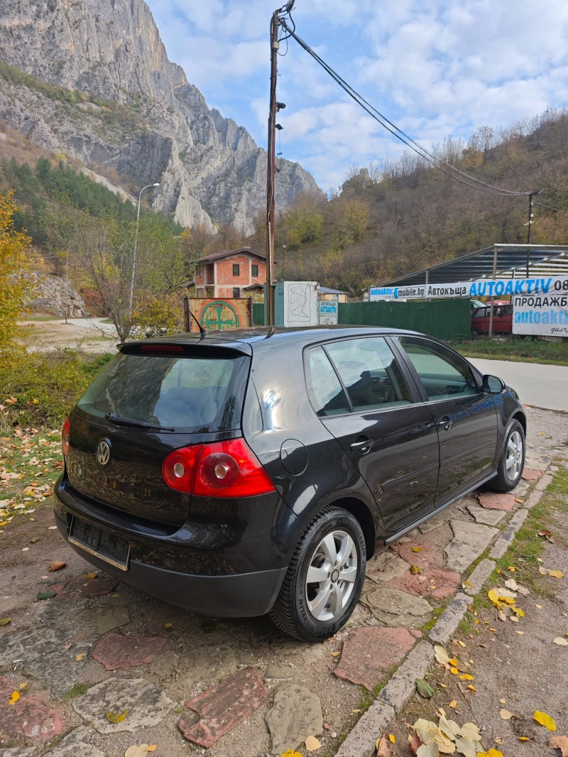 VW Golf 1.4I НОВ ВНОС, снимка 4 - Автомобили и джипове - 52145242