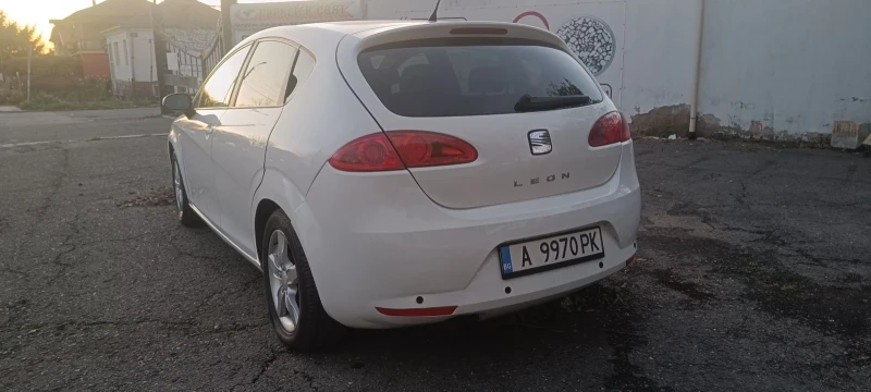 Seat Leon 1.6 MPI, снимка 4 - Автомобили и джипове - 52738883