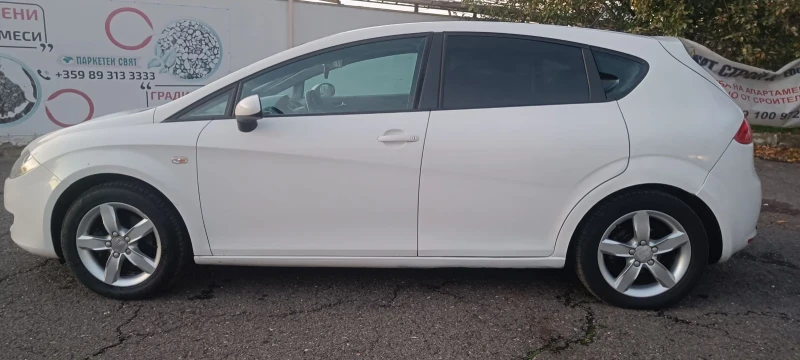 Seat Leon 1.6 MPI, снимка 3 - Автомобили и джипове - 52738883
