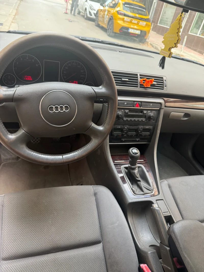 Audi A4 2.0 Газ.Инж, снимка 4 - Автомобили и джипове - 52335882