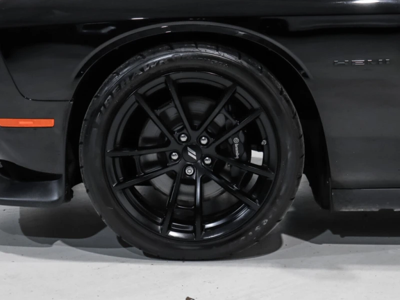 Dodge Challenger * R/T / Manual Transmission / Back Up Camera / Blu, снимка 9 - Автомобили и джипове - 52924364