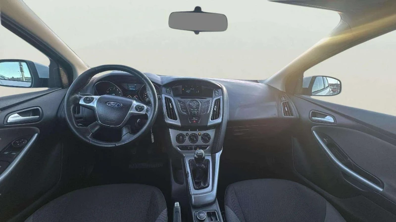 Ford Focus 1.0 EcoBoost, снимка 10 - Автомобили и джипове - 53145567