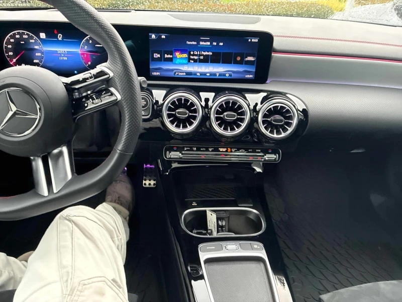 Mercedes-Benz CLA 250 * CARFAX * БЕЗ ПЪРВОНАЧАЛНА ВНОСКА, снимка 8 - Автомобили и джипове - 53256524