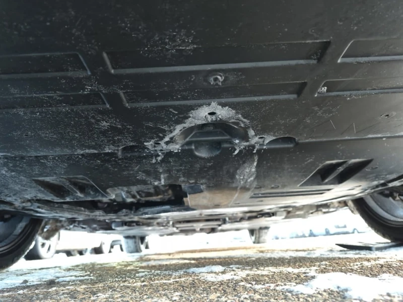 Toyota Prius XLE  CARFAX, снимка 16 - Автомобили и джипове - 53467418