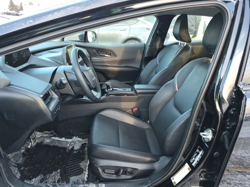 Toyota Prius XLE  CARFAX, снимка 5 - Автомобили и джипове - 53467418