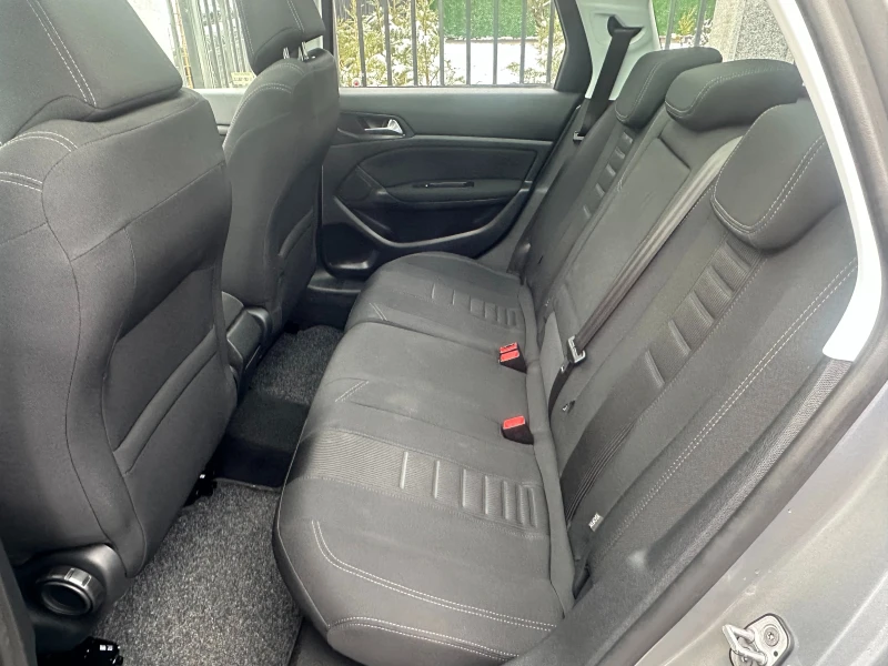Peugeot 308 2.0HDI-150ks-FULL LED-NAVI-ПАНОРАМА-AUTOMAT-EURO6B, снимка 11 - Автомобили и джипове - 53528742