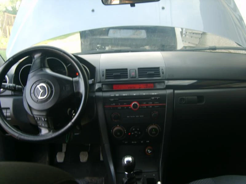 Mazda 3 1.6HDI, снимка 12 - Автомобили и джипове - 33352640