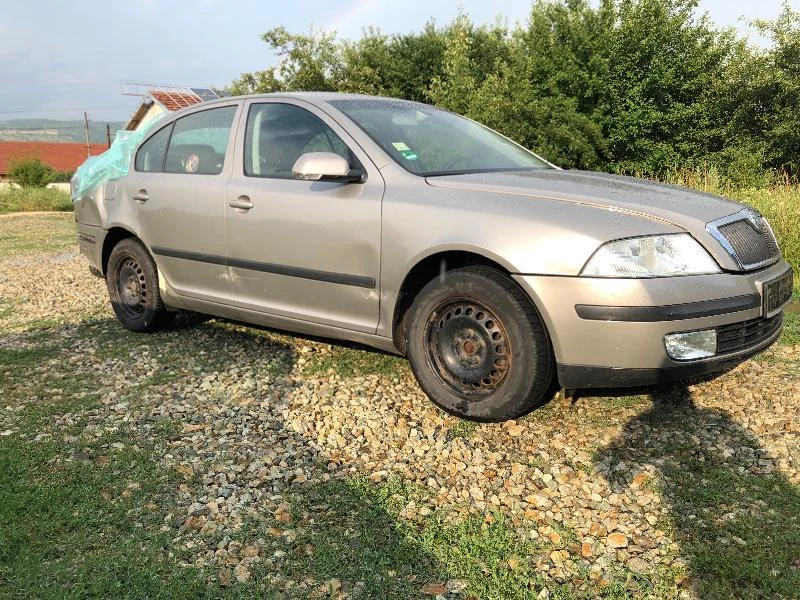 Skoda Octavia 1.9 105кс airbag OK, снимка 2 - Автомобили и джипове - 45090079