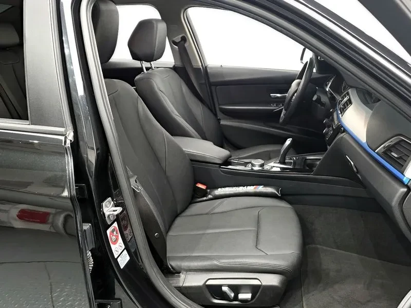 BMW 320 d, снимка 11 - Автомобили и джипове - 54592476