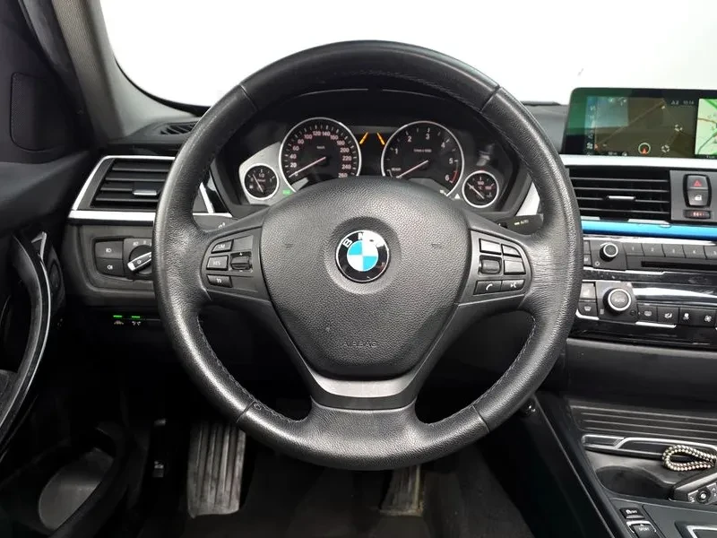 BMW 320 d, снимка 13 - Автомобили и джипове - 54592476