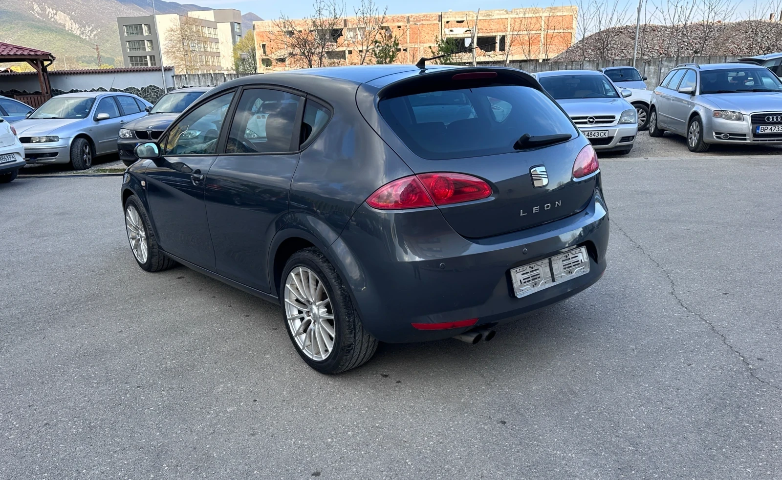 Seat Leon 2.0TDI - КЛИМАТРОНИК - изображение 7