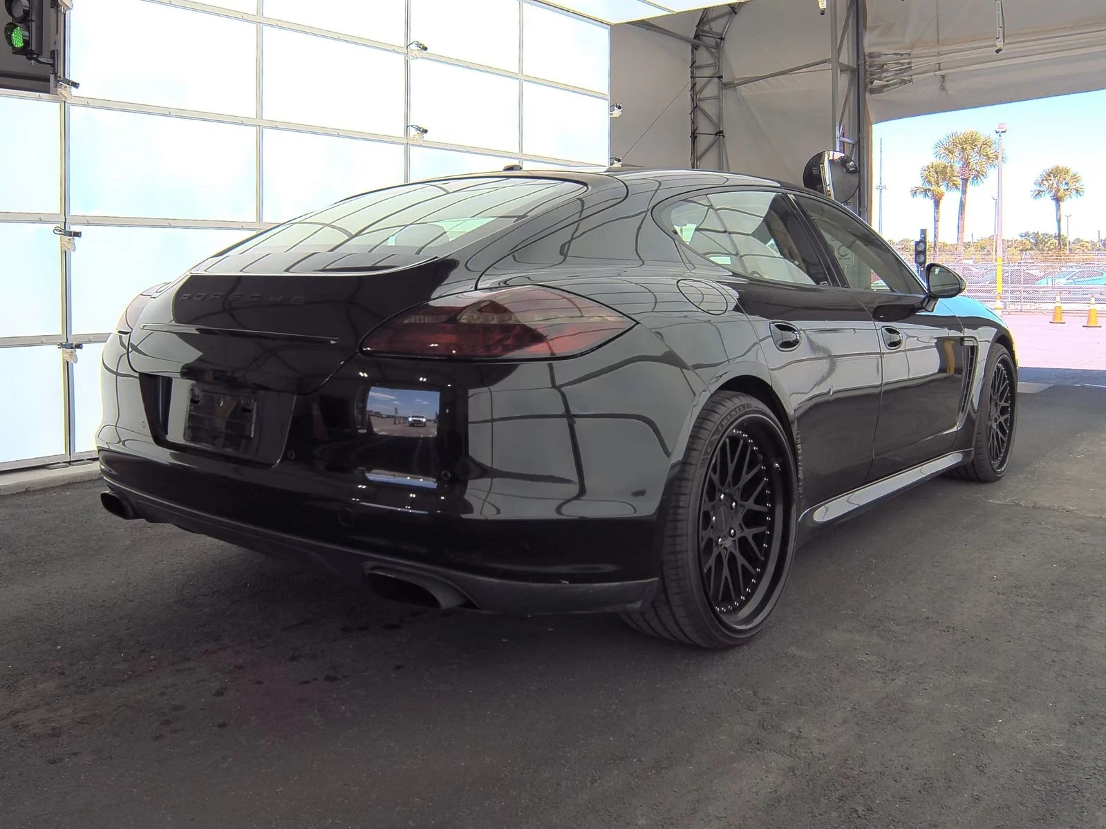 Porsche Panamera  - изображение 2