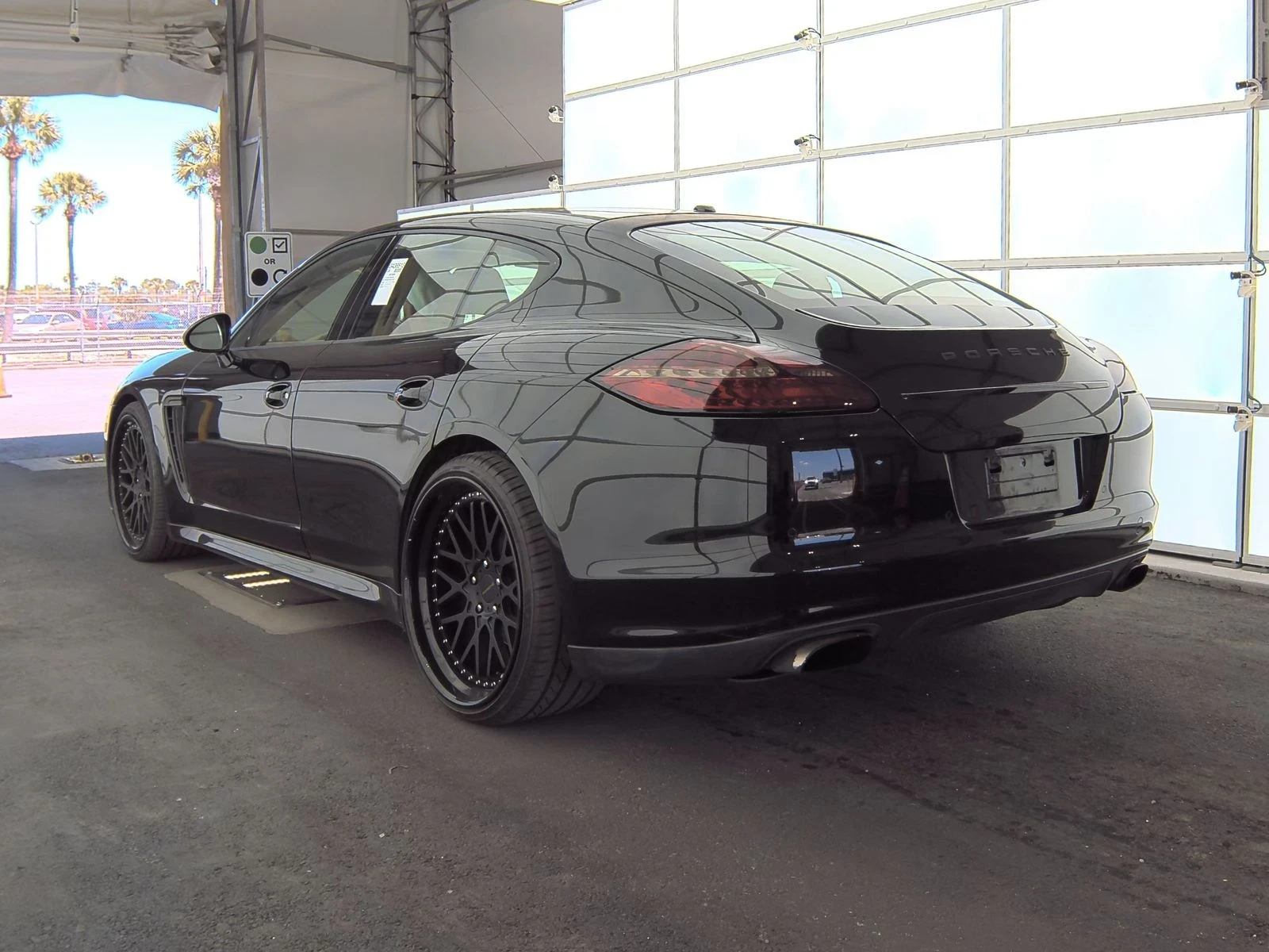 Porsche Panamera  - изображение 4
