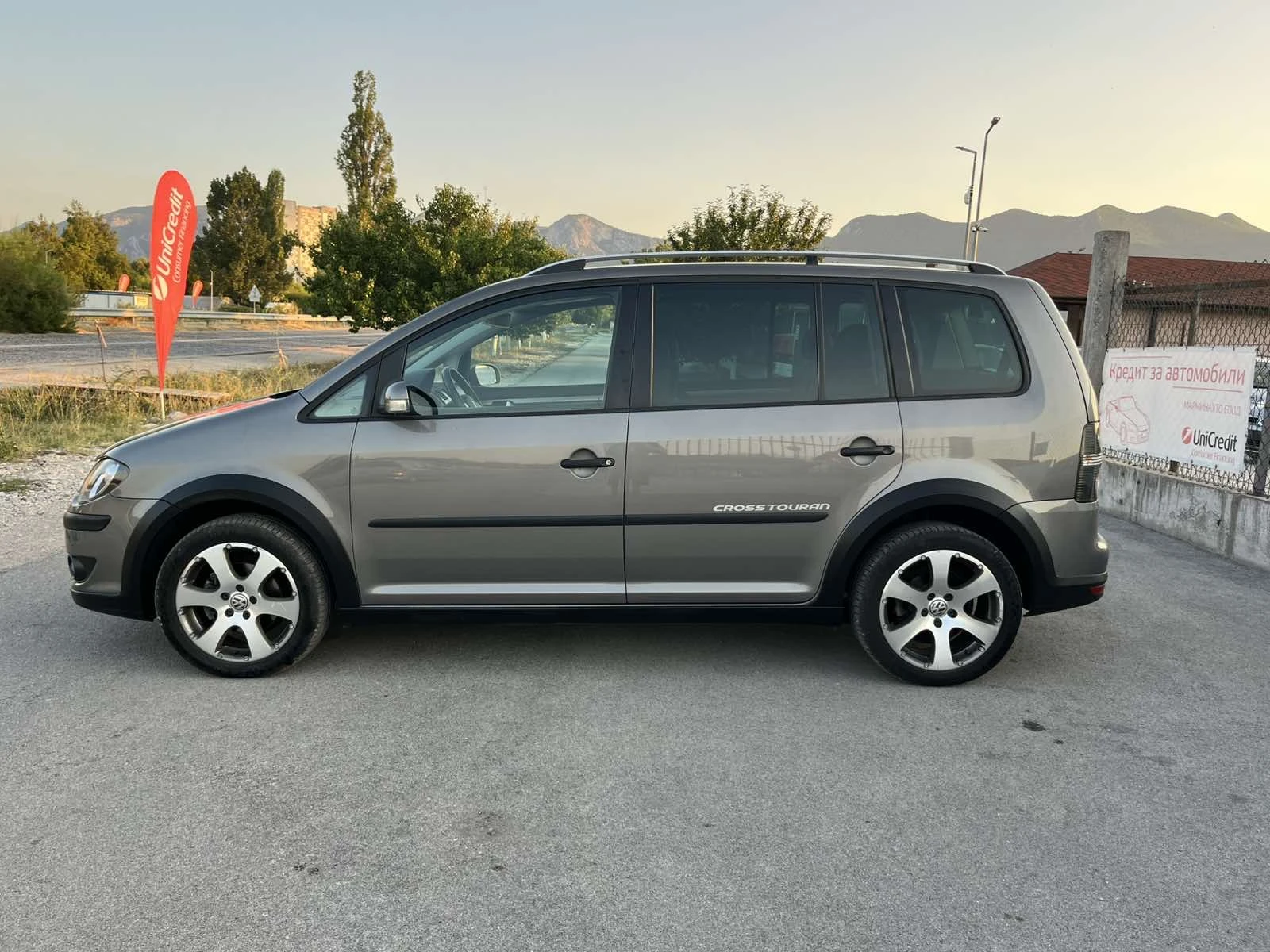 VW Touran CROSS 1.4TSI 140кс 133 000км АВТОПИЛОТ  - изображение 6