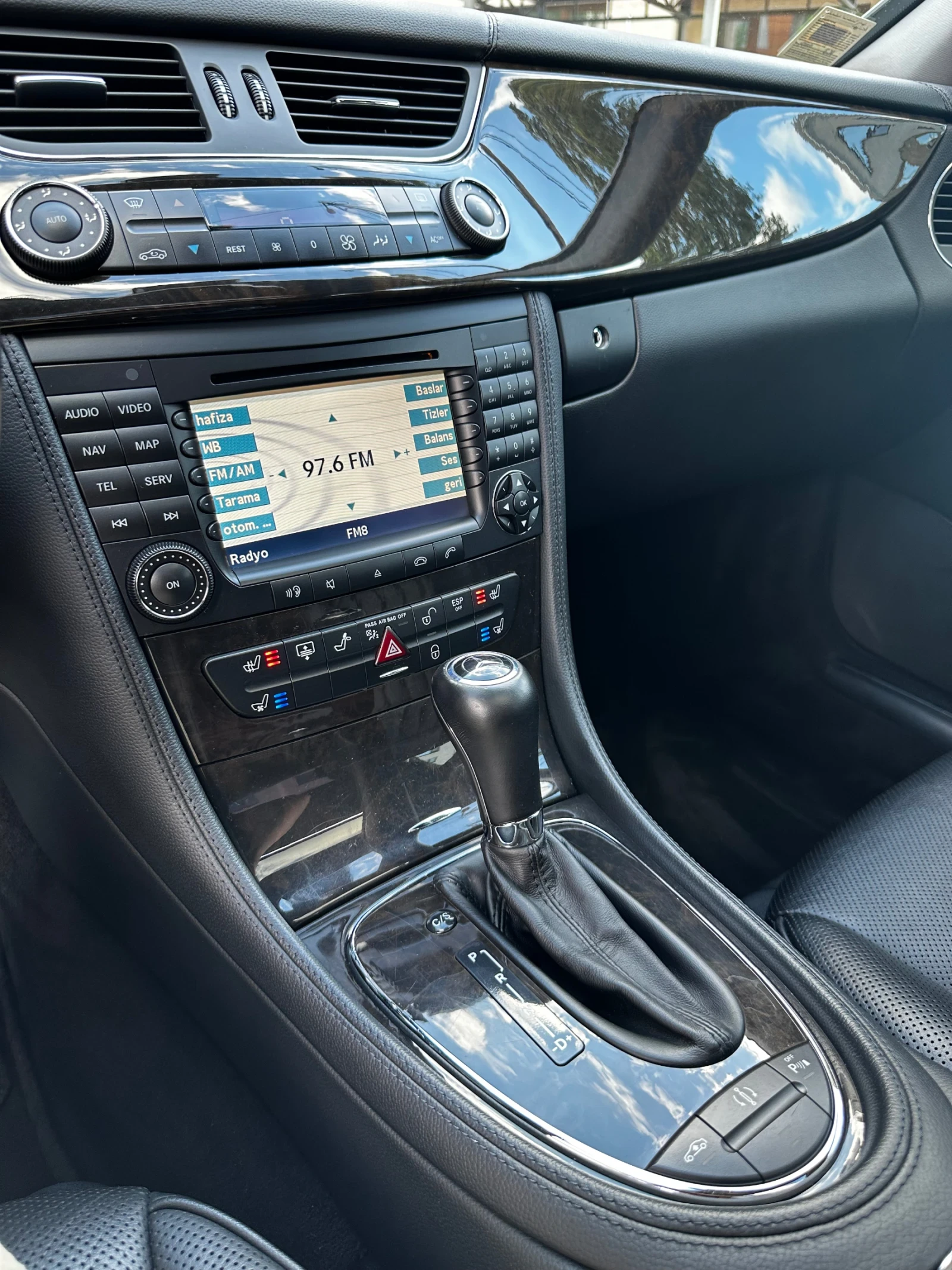 Mercedes-Benz CLS 500 w219 - изображение 6