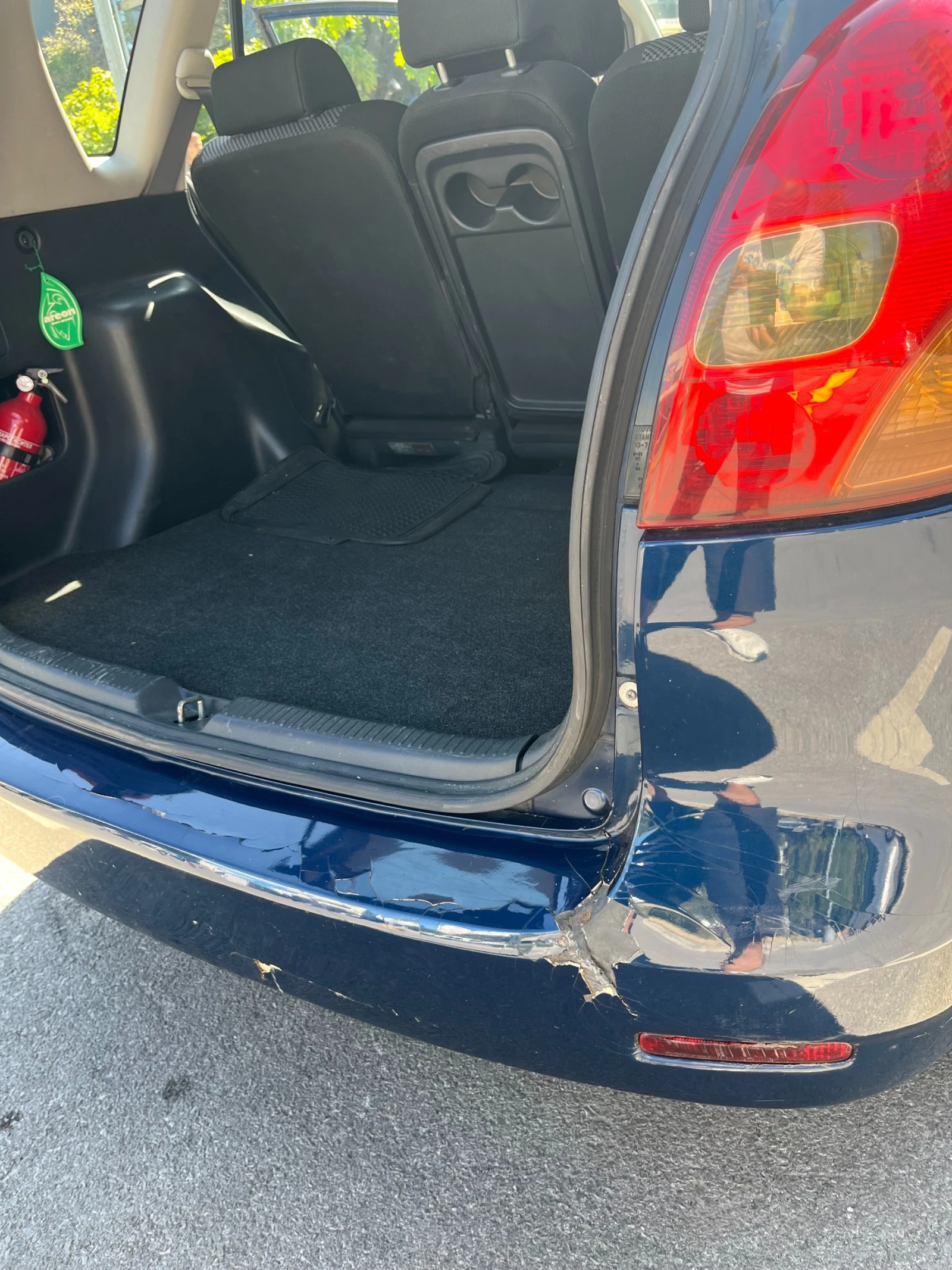 Toyota Corolla verso 1.6 - изображение 9