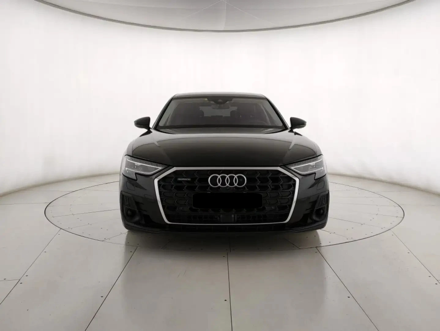 Audi A8  60 TFSI e V6 Plug-in Hybrid Quattro - изображение 2