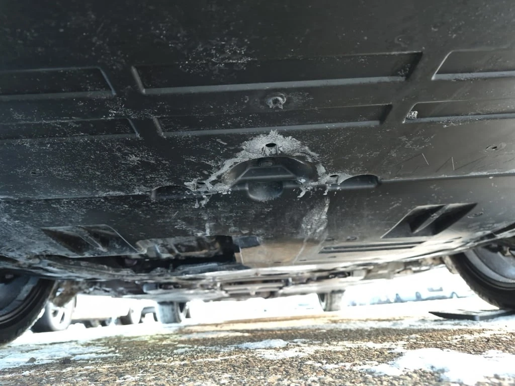 Toyota Prius XLE  CARFAX | Mobile.bg � ����������� 16