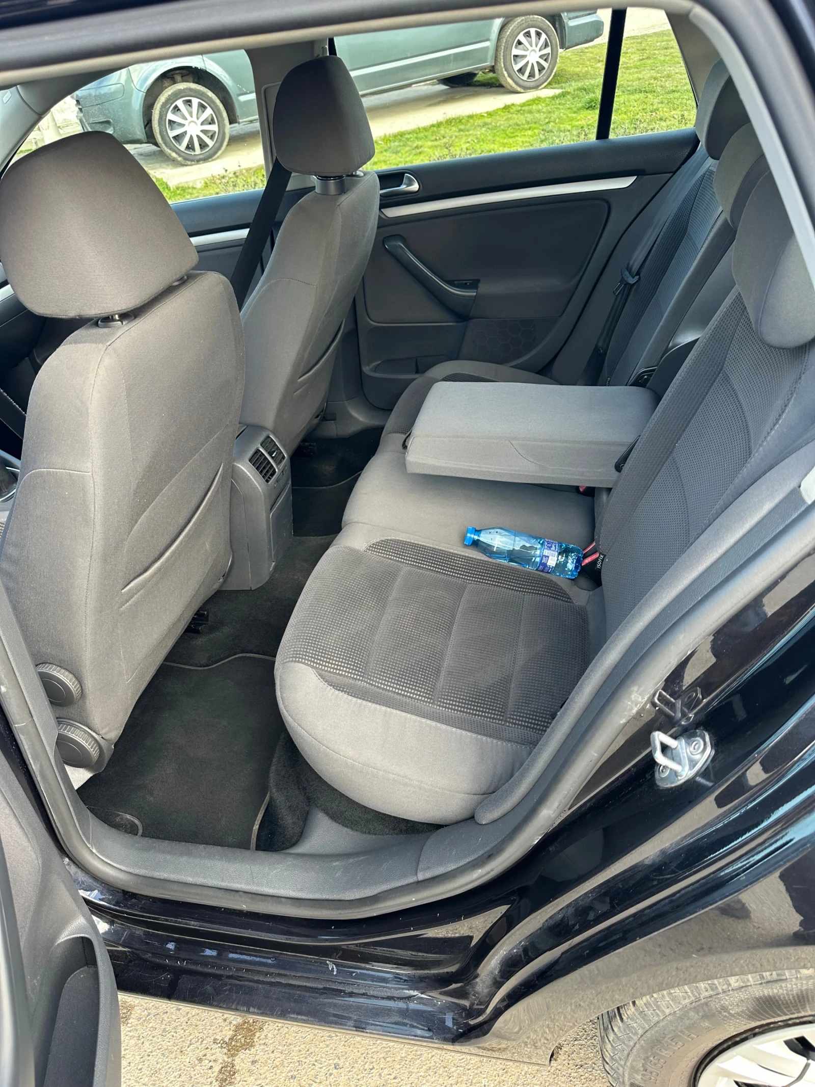 VW Golf 1, 9TDI NAVI, снимка 6 - Автомобили и джипове - 53710608