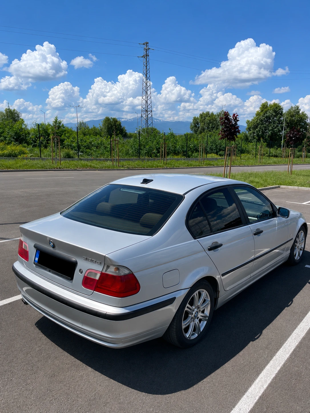 BMW 320 320D, снимка 3 - Автомобили и джипове - 54682043