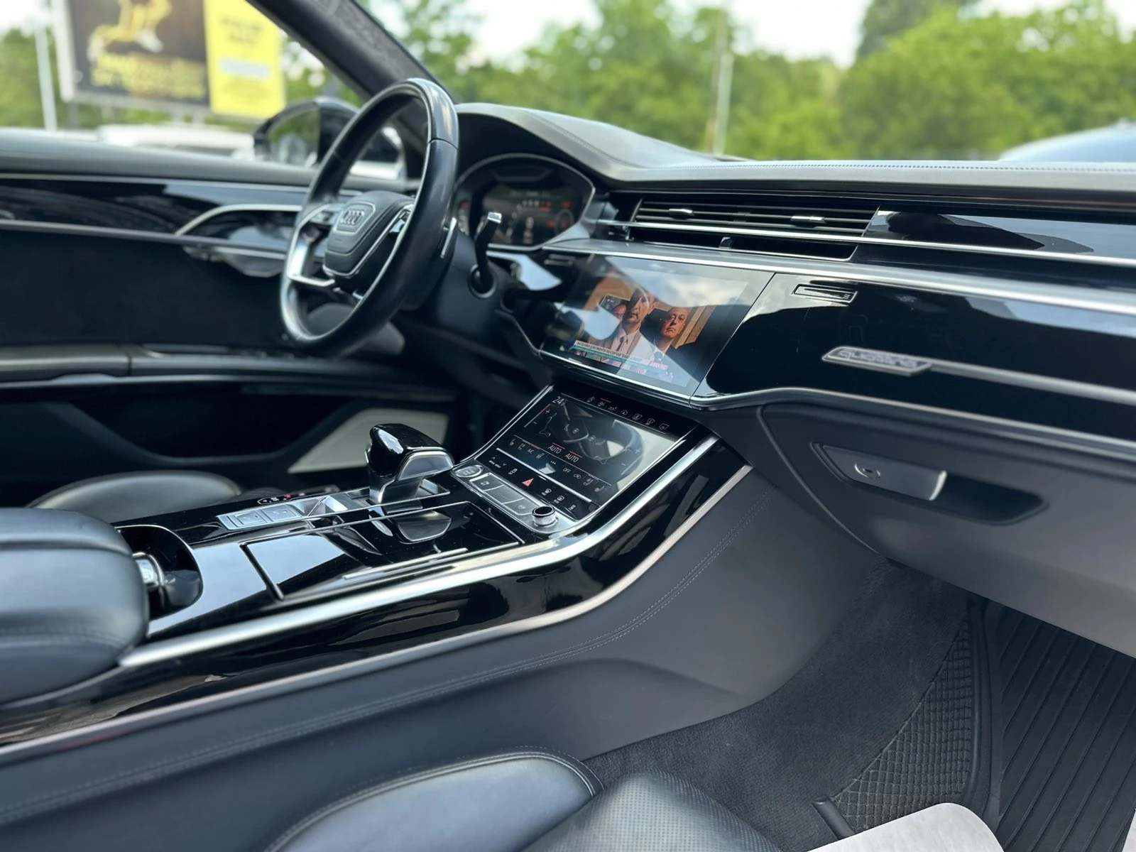 Audi A8 55TFSI HUD/PANO/CAMERA/FULL, снимка 12 - Автомобили и джипове - 55058756