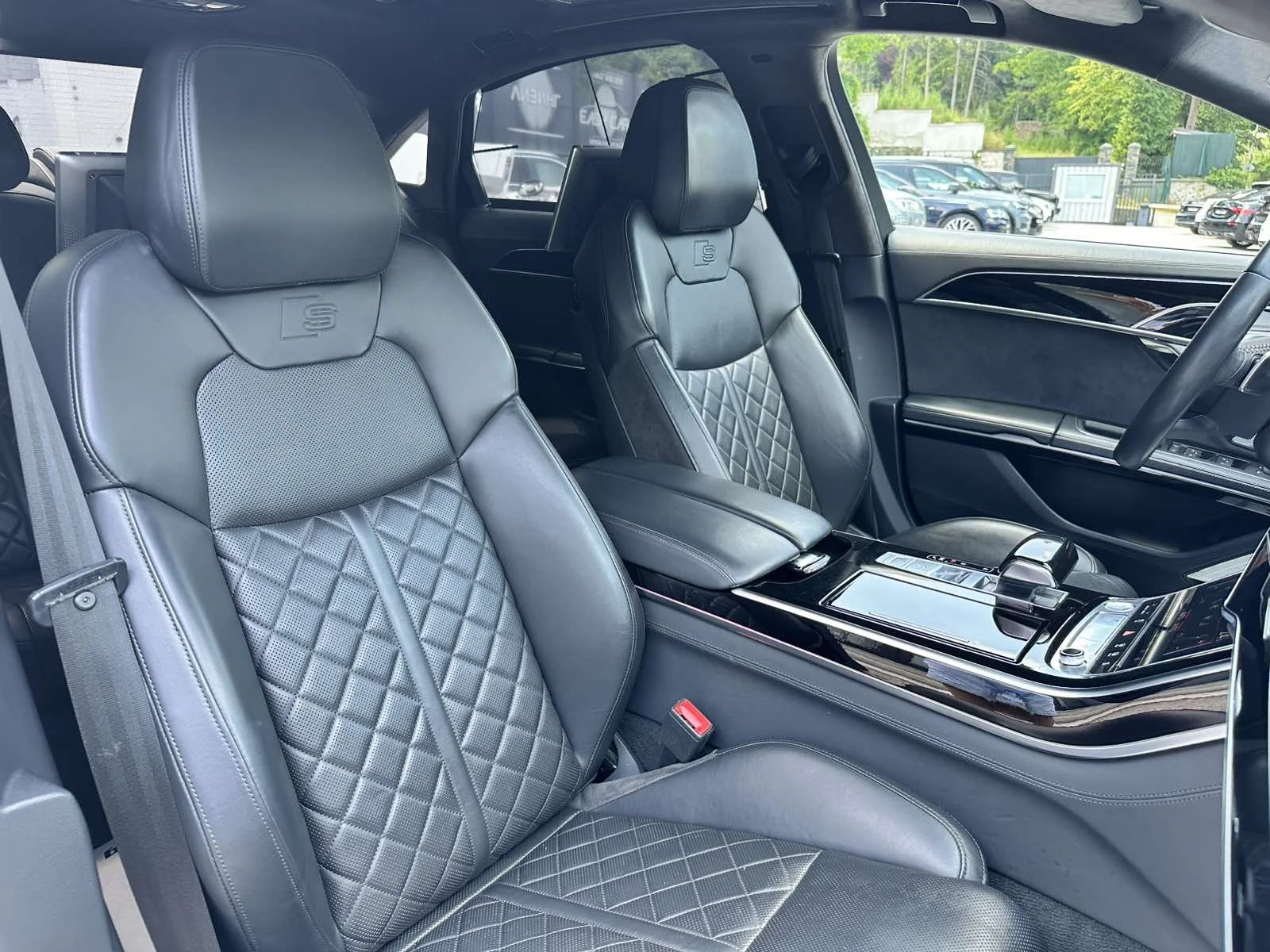 Audi A8 55TFSI HUD/PANO/CAMERA/FULL, снимка 13 - Автомобили и джипове - 55058756