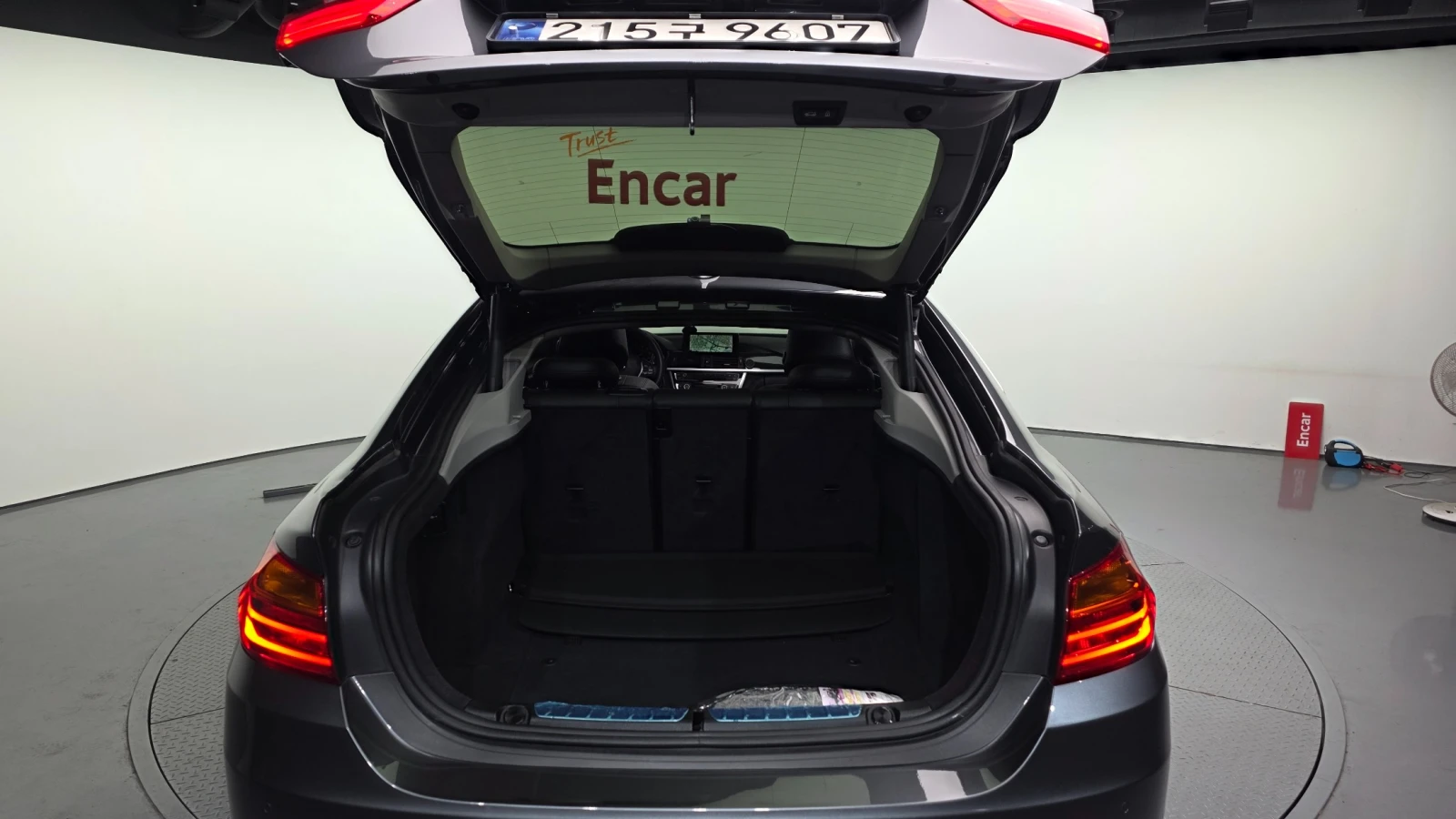 BMW 420 Luxury B47 * HUD * ПОДГРЕВИ * КАМЕРА * ЛЮК, снимка 5 - Автомобили и джипове - 55143005