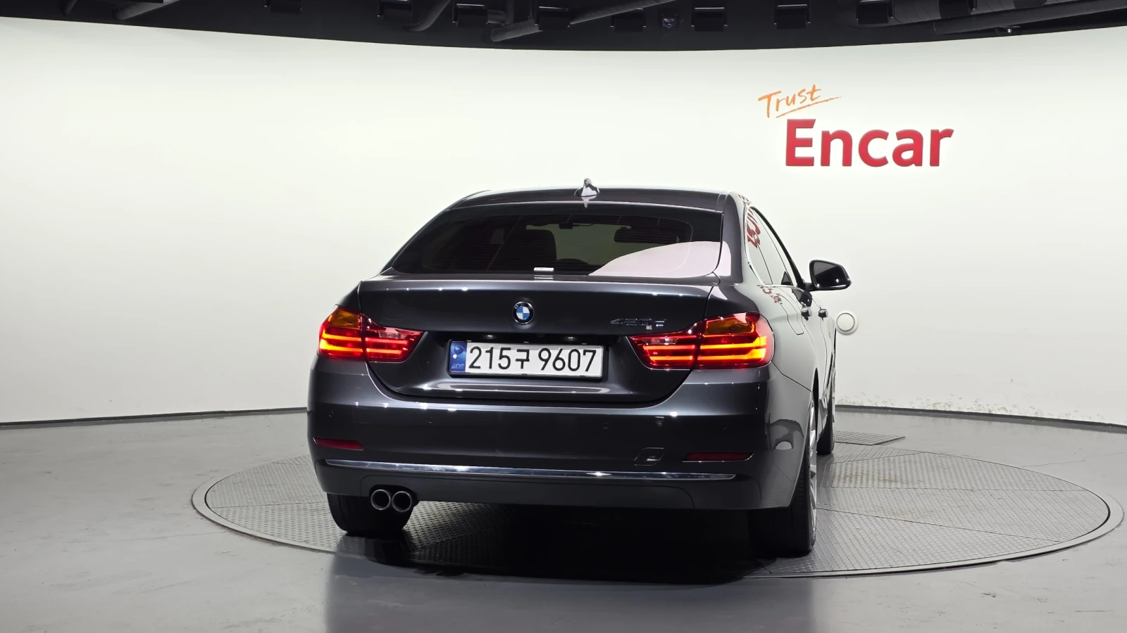 BMW 420 Luxury B47 * HUD * ПОДГРЕВИ * КАМЕРА * ЛЮК, снимка 4 - Автомобили и джипове - 55143005