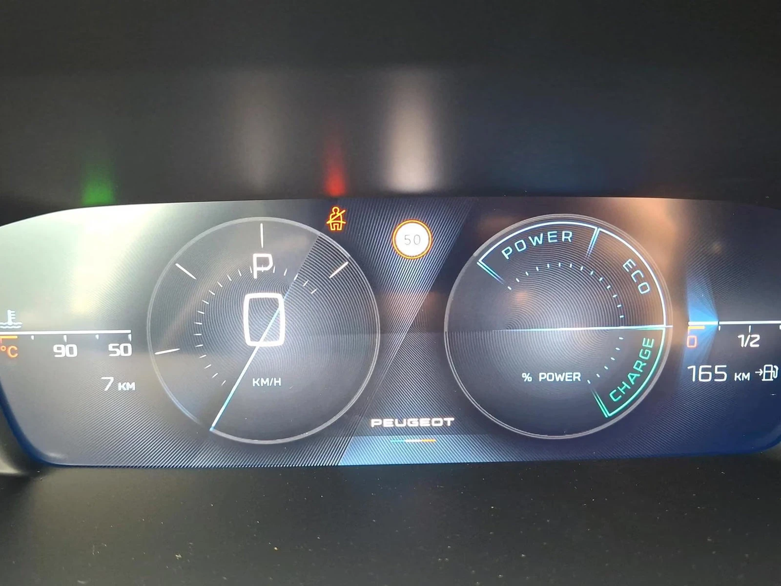 Peugeot 308 MHEV/e-DSC6/145HP/ALLURE/CAM/LED/NAVI/CPLAY/647q, снимка 9 - Автомобили и джипове - 55824069
