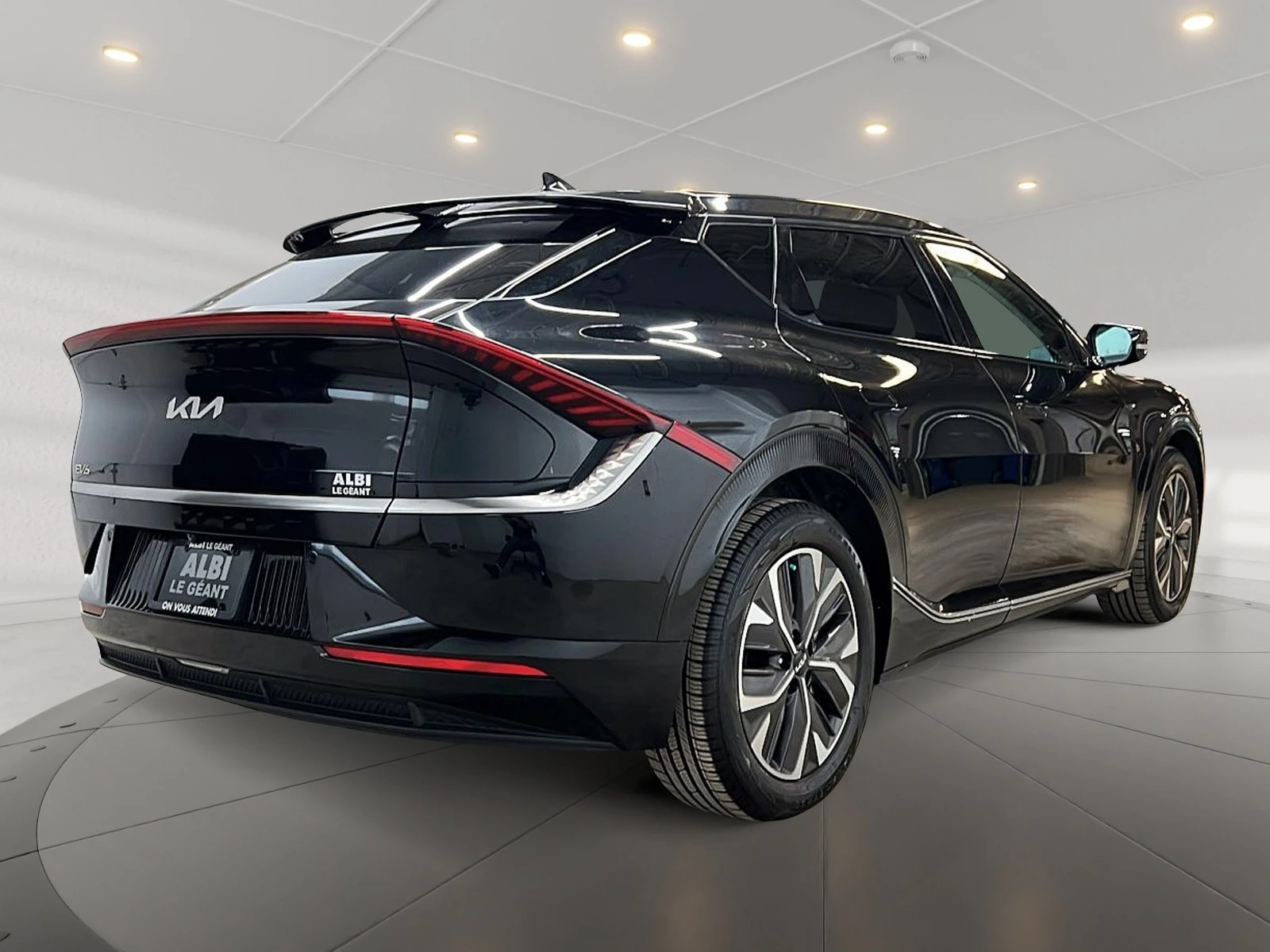 Kia EV6 * Land AWD * CARFAX * БЕЗ ПЪРВОНАЧАЛНА ВНОСКА, снимка 9 - Автомобили и джипове - 55948267
