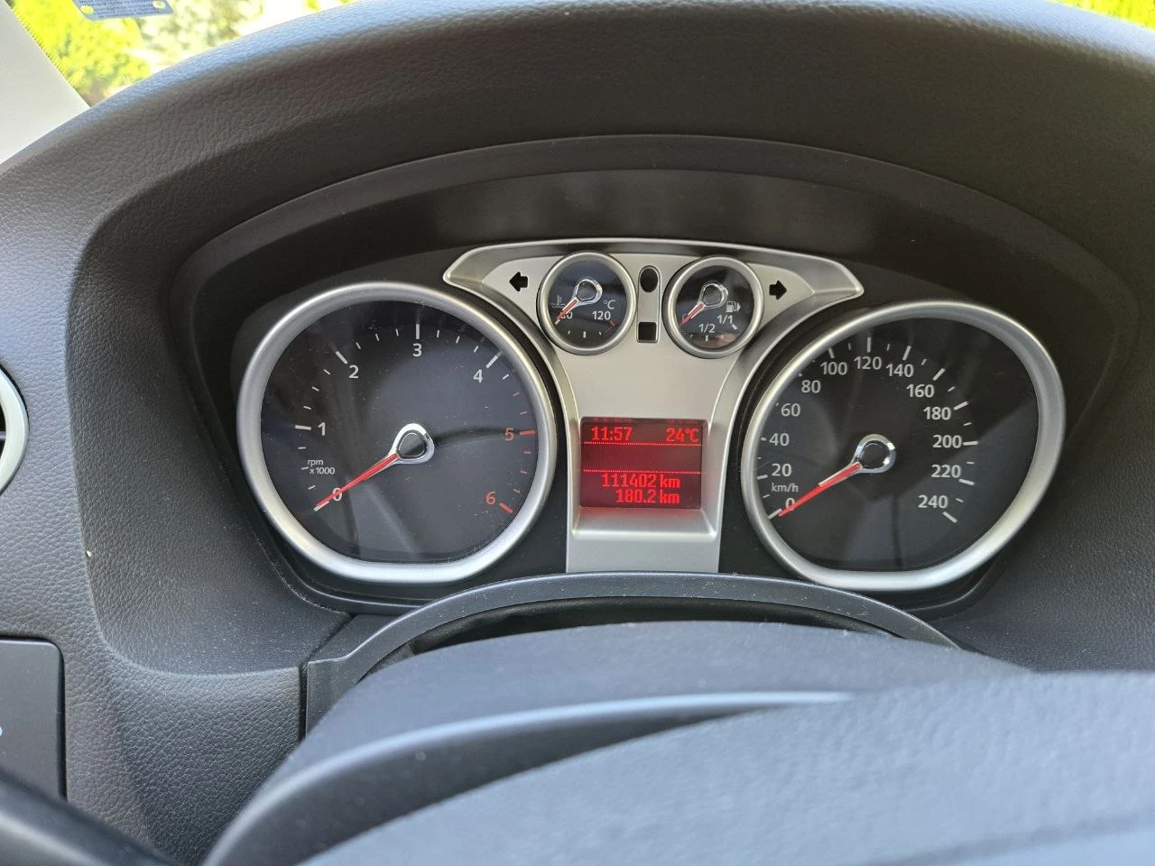 Ford Focus 1.6, снимка 17 - Автомобили и джипове - 55960354