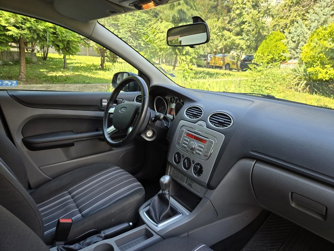 Ford Focus 1.6, снимка 12 - Автомобили и джипове - 55960354